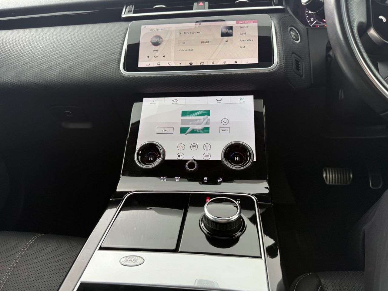 2019 LAND ROVER RANGE ROVER VELAR 2019 LAND ROVER RANGE ROVER VELAR