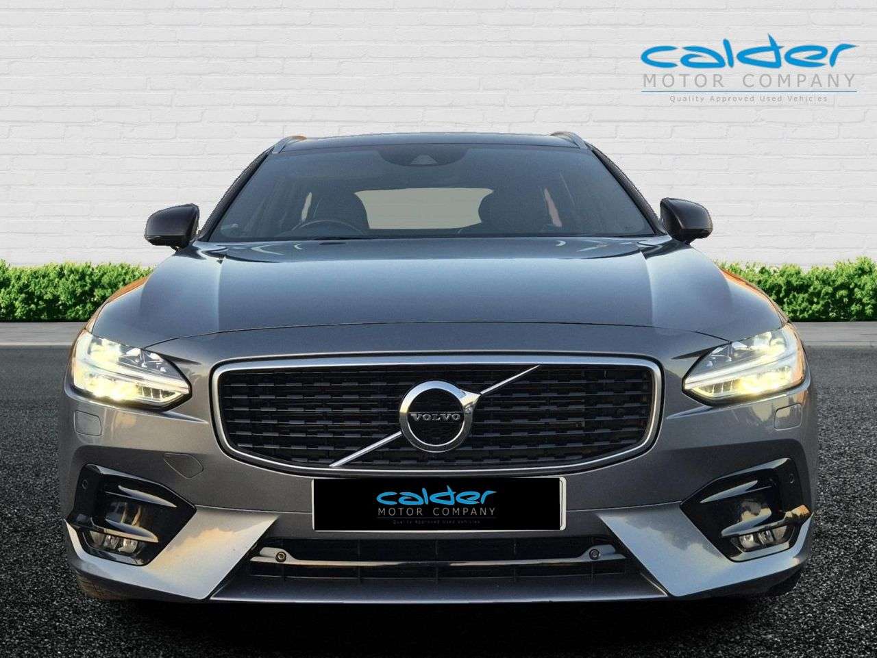 A 2018 VOLVO V90 2.0 D4 R-Design Estate 5dr Diesel Auto Euro 6 (s/s) (190 ps) Estate A 2018 VOLVO V90 2.0 D4 R-Design Estate 5dr Diesel Auto Euro 6 (s/s) (190 ps) Estate
