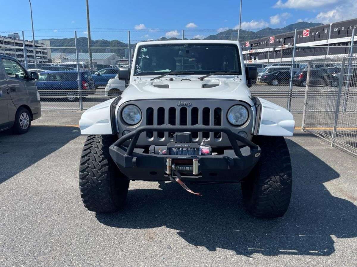 A 2016 JEEP WRANGLER V6 UNLIMITED JDM VEHICLE DUE IN+MASSIVE SPEC A 2016 JEEP WRANGLER V6 UNLIMITED JDM VEHICLE DUE IN+MASSIVE SPEC