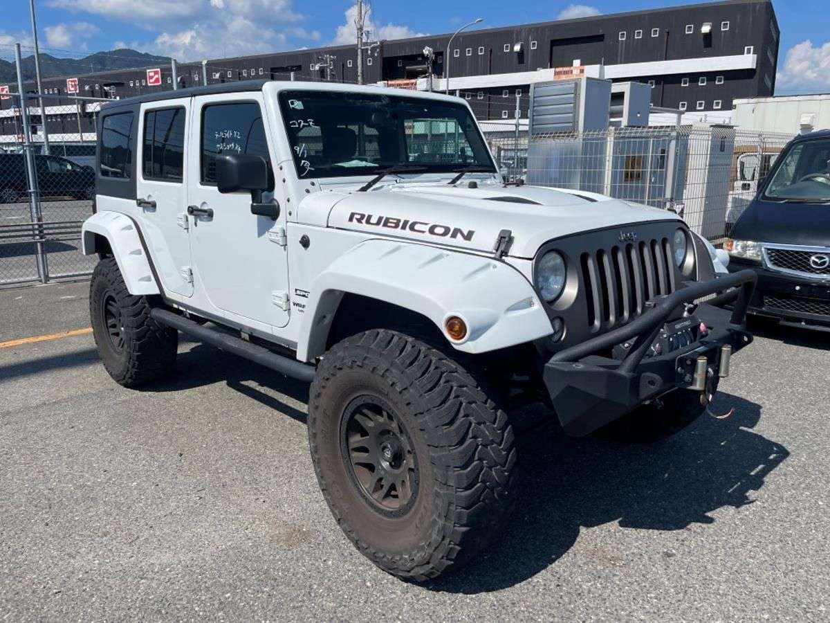 A 2016 JEEP WRANGLER V6 UNLIMITED JDM VEHICLE DUE IN+MASSIVE SPEC A 2016 JEEP WRANGLER V6 UNLIMITED JDM VEHICLE DUE IN+MASSIVE SPEC
