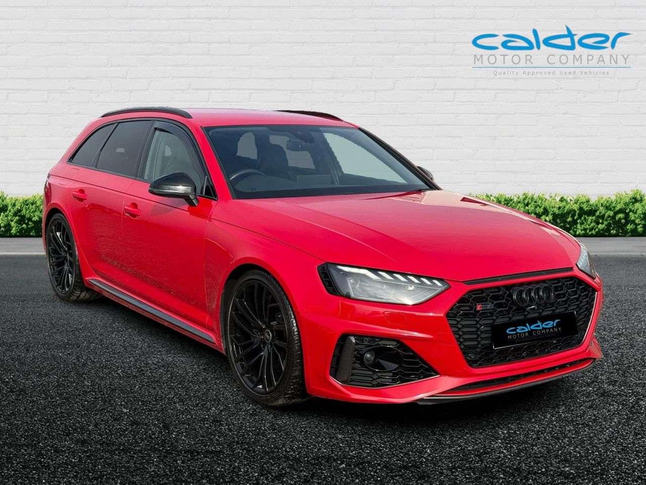 A 2021 AUDI RS4 AVANT 2.9 TFSI V6 Carbon Black Estate 5dr Petrol Tiptronic quattro Euro 6 (s/s) ( A 2021 AUDI RS4 AVANT 2.9 TFSI V6 Carbon Black Estate 5dr Petrol Tiptronic quattro Euro 6 (s/s) (