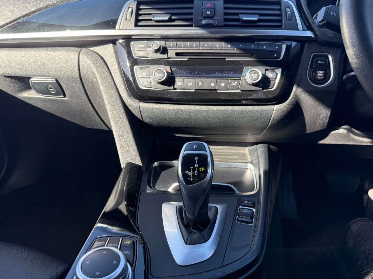 2018 BMW 3 SERIES 2018 BMW 3 SERIES