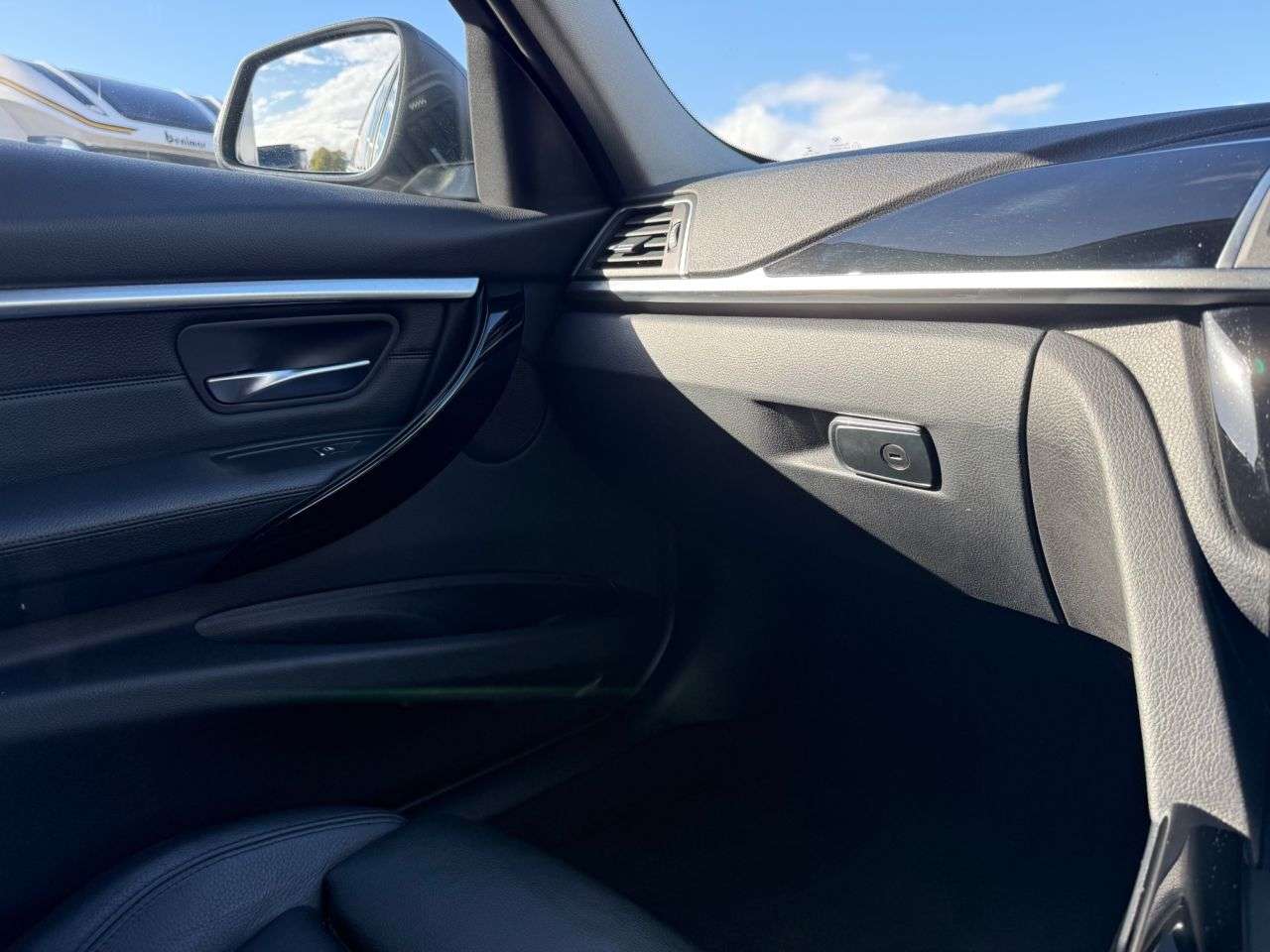 2018 BMW 3 SERIES 2018 BMW 3 SERIES