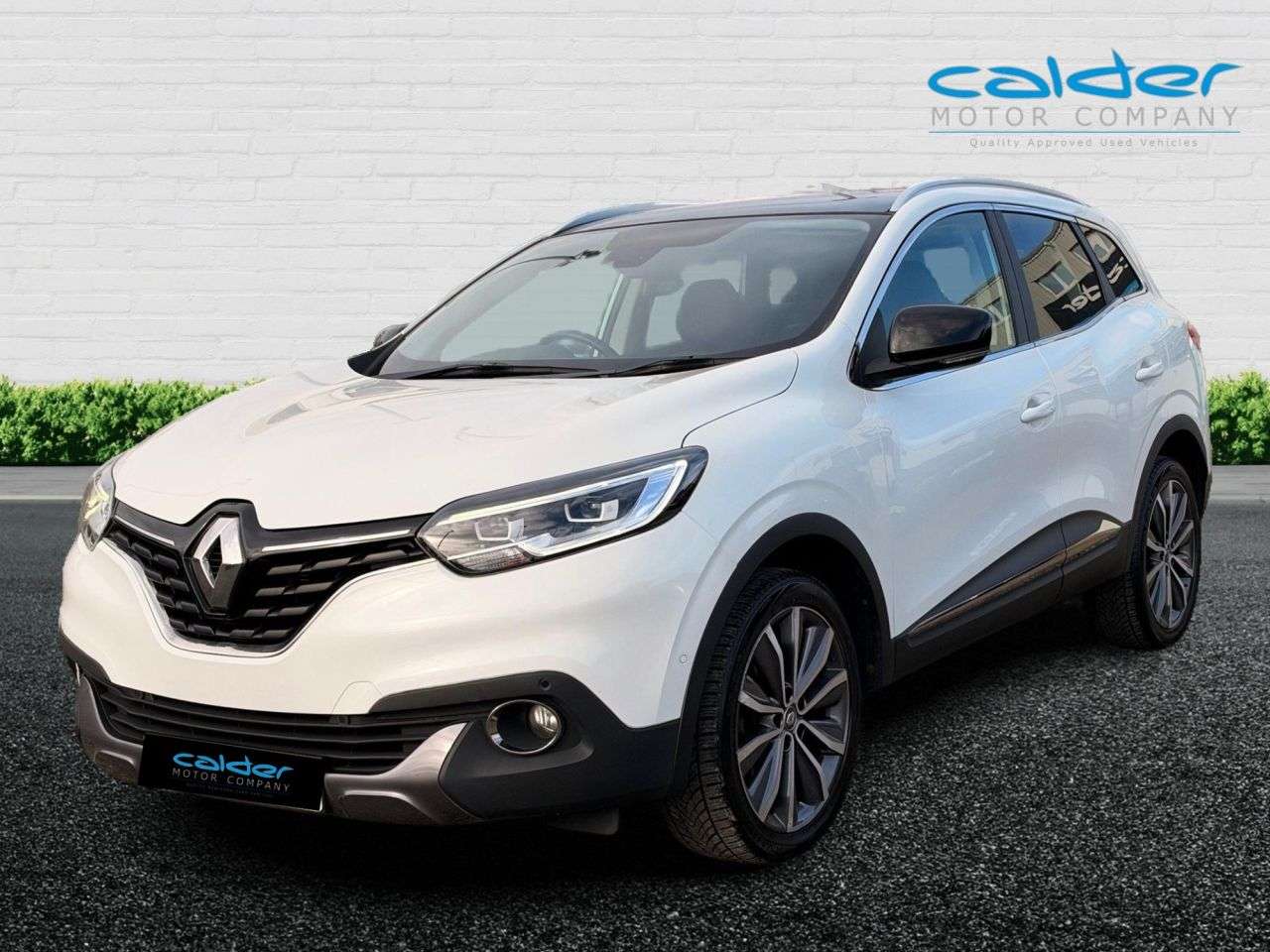 A 2016 RENAULT KADJAR 1.6 dCi Signature Nav SUV 5dr Diesel Manual Euro 6 (s/s) (130 ps) PANROOF+R A 2016 RENAULT KADJAR 1.6 dCi Signature Nav SUV 5dr Diesel Manual Euro 6 (s/s) (130 ps) PANROOF+R