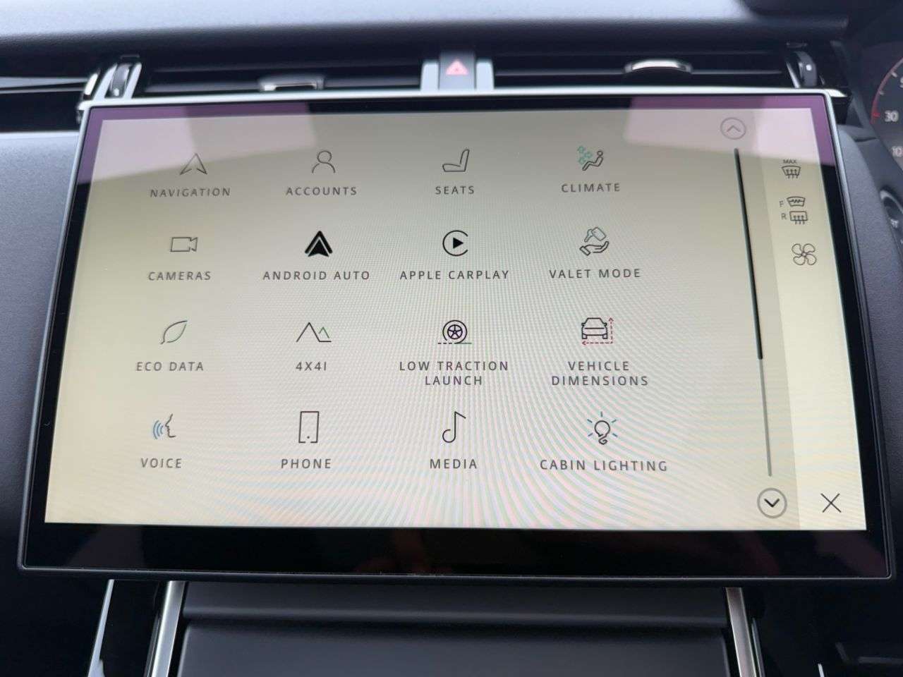 2023 LAND ROVER RANGE ROVER VELAR 2023 LAND ROVER RANGE ROVER VELAR