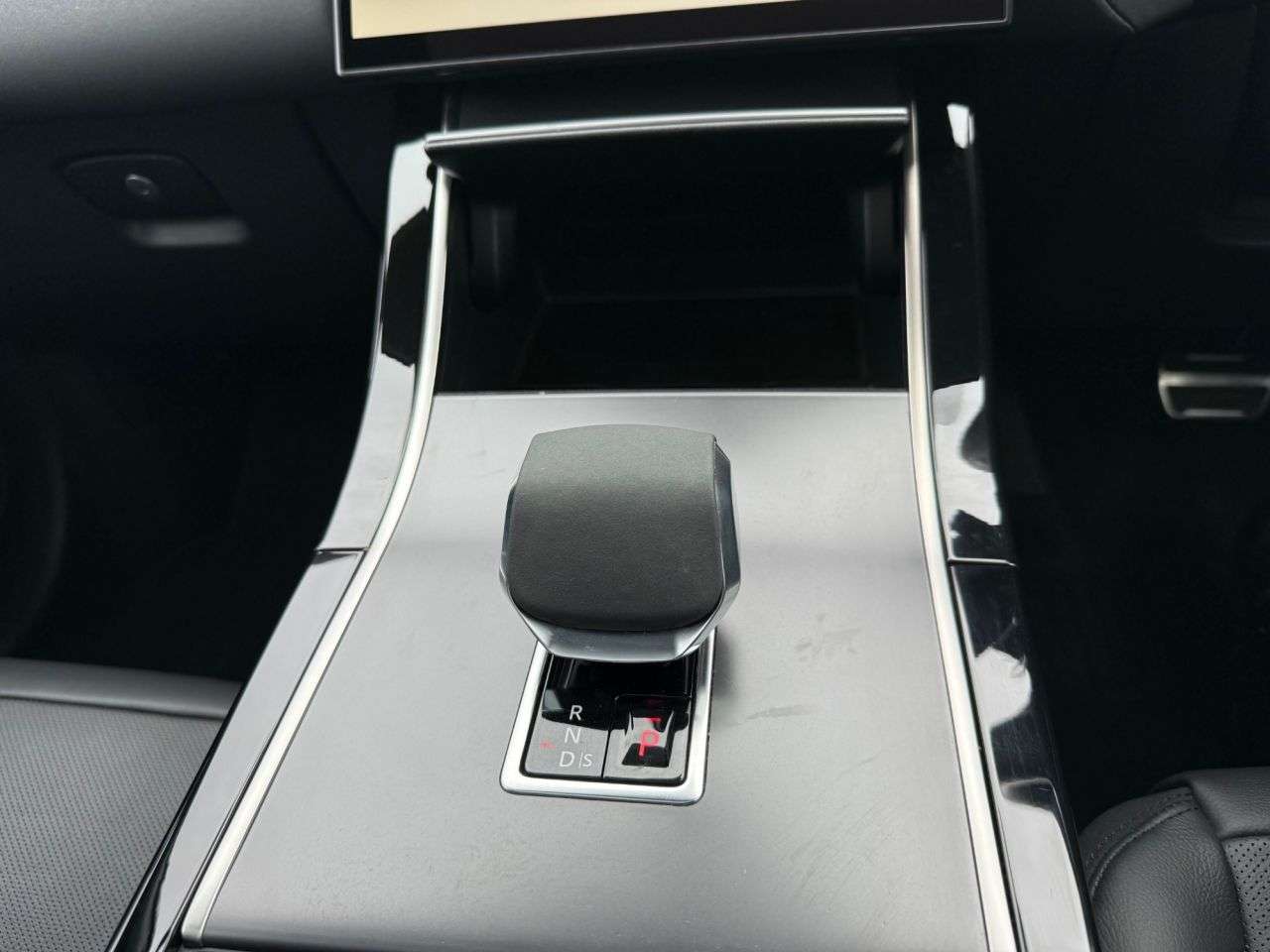 2023 LAND ROVER RANGE ROVER VELAR 2023 LAND ROVER RANGE ROVER VELAR
