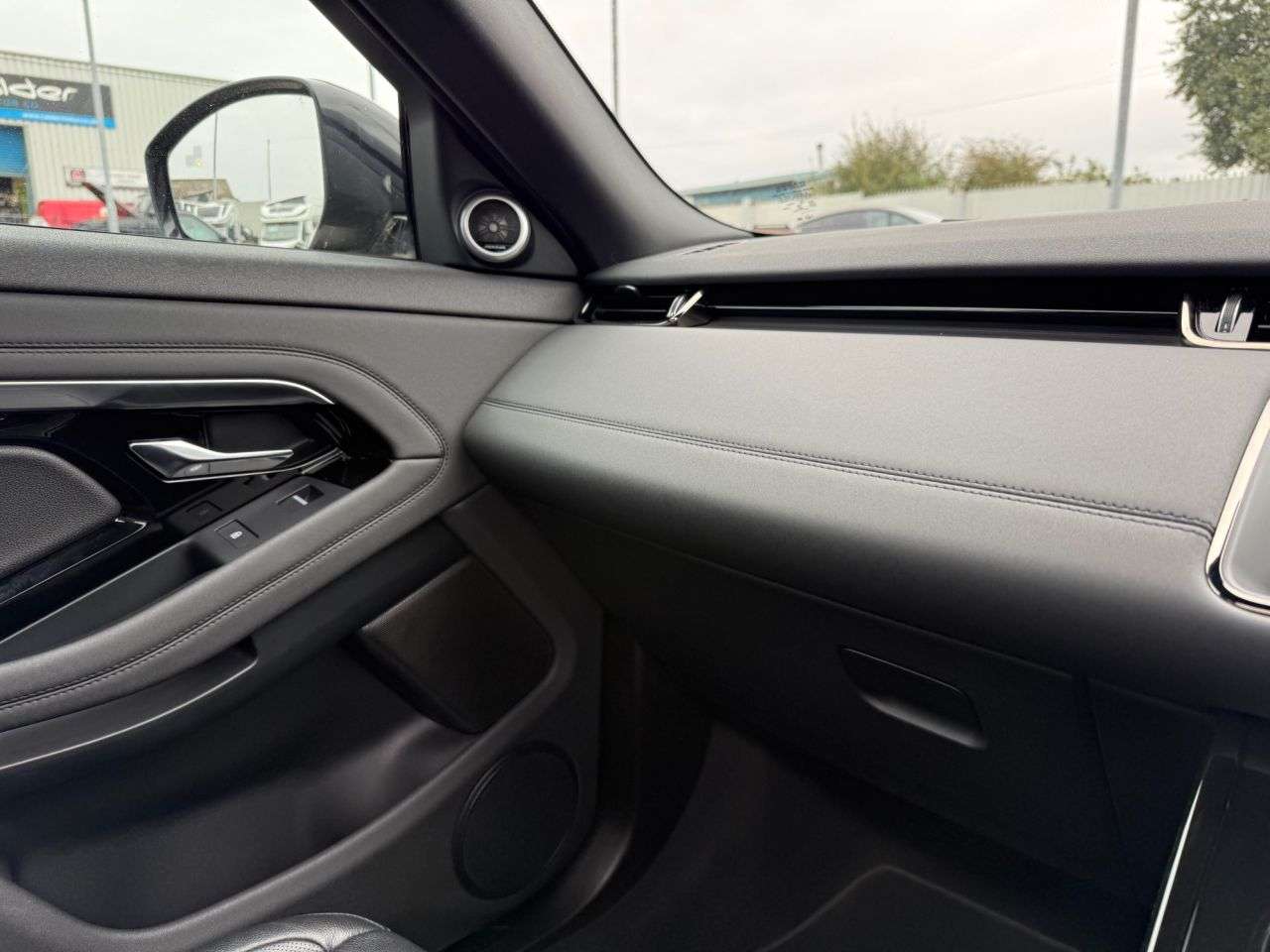 2022 LAND ROVER RANGE ROVER EVOQUE 2022 LAND ROVER RANGE ROVER EVOQUE