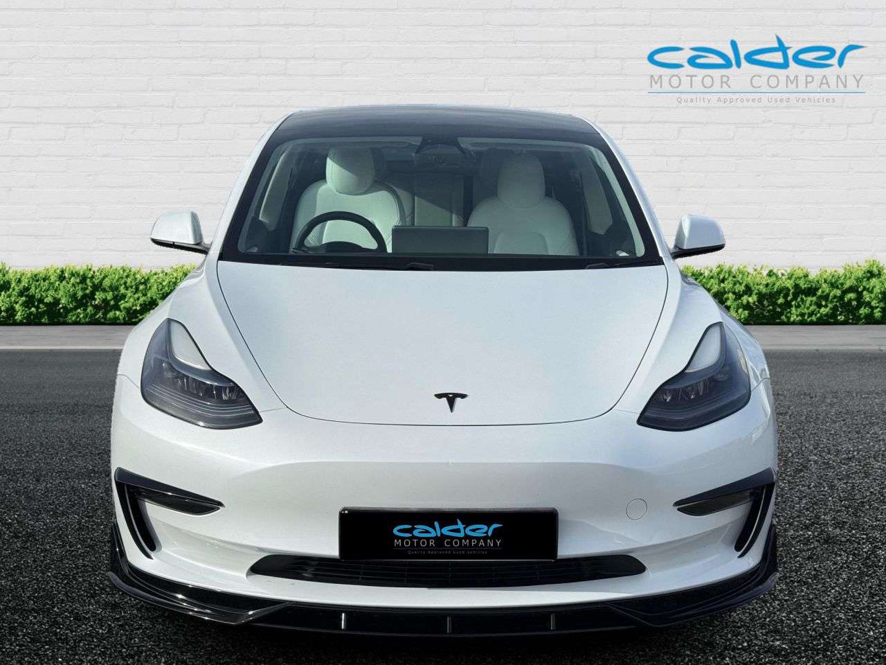 A 2023 TESLA MODEL 3 (Dual Motor) Performance Saloon 4dr Electric Auto 4WDE (Performance Upgrade A 2023 TESLA MODEL 3 (Dual Motor) Performance Saloon 4dr Electric Auto 4WDE (Performance Upgrade