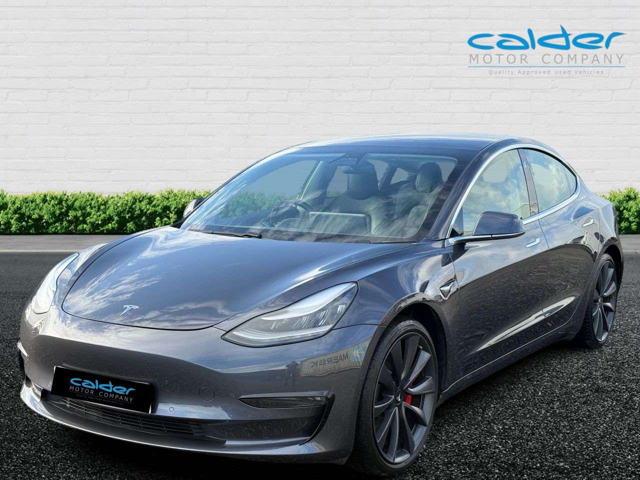 A 2019 TESLA MODEL 3 (Dual Motor) Performance Saloon 4dr Electric Auto 4WDE (Performance Upgrade A 2019 TESLA MODEL 3 (Dual Motor) Performance Saloon 4dr Electric Auto 4WDE (Performance Upgrade