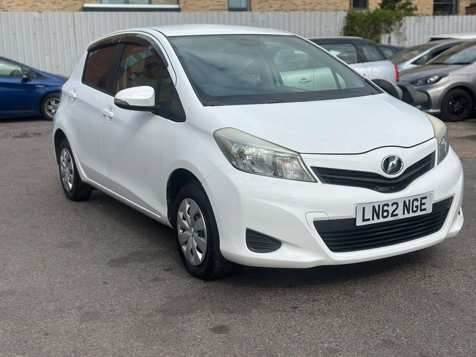 A 2026 TOYOTA YARIS A 2026 TOYOTA YARIS