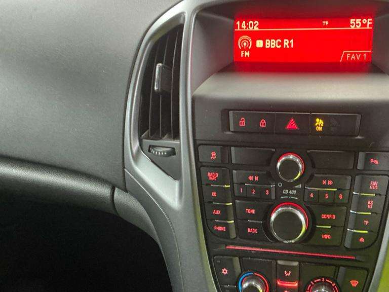 2012 VAUXHALL ASTRA 2012 VAUXHALL ASTRA