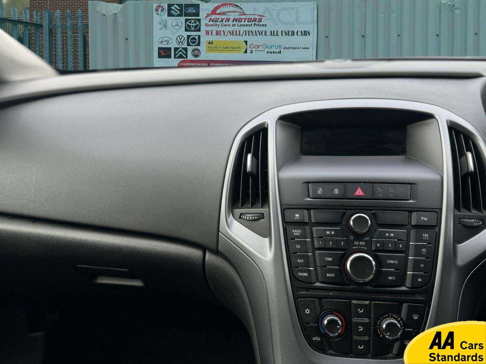 2012 VAUXHALL ASTRA 2012 VAUXHALL ASTRA