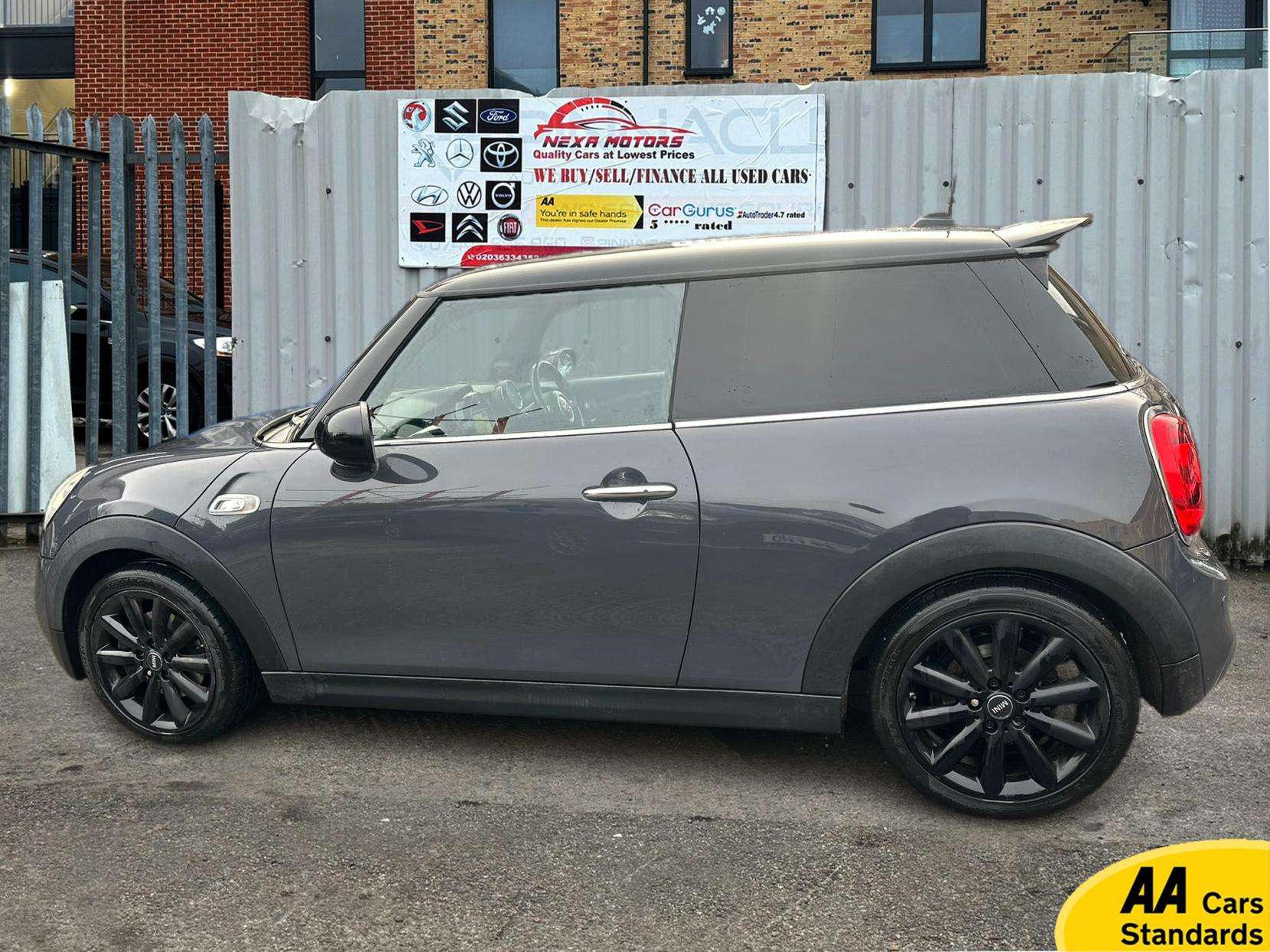 A 2016 MINI HATCH 2.0 Cooper SD Hatchback 3dr Diesel Auto 6Spd Euro 6 (s/s) (170 ps) A 2016 MINI HATCH 2.0 Cooper SD Hatchback 3dr Diesel Auto 6Spd Euro 6 (s/s) (170 ps)