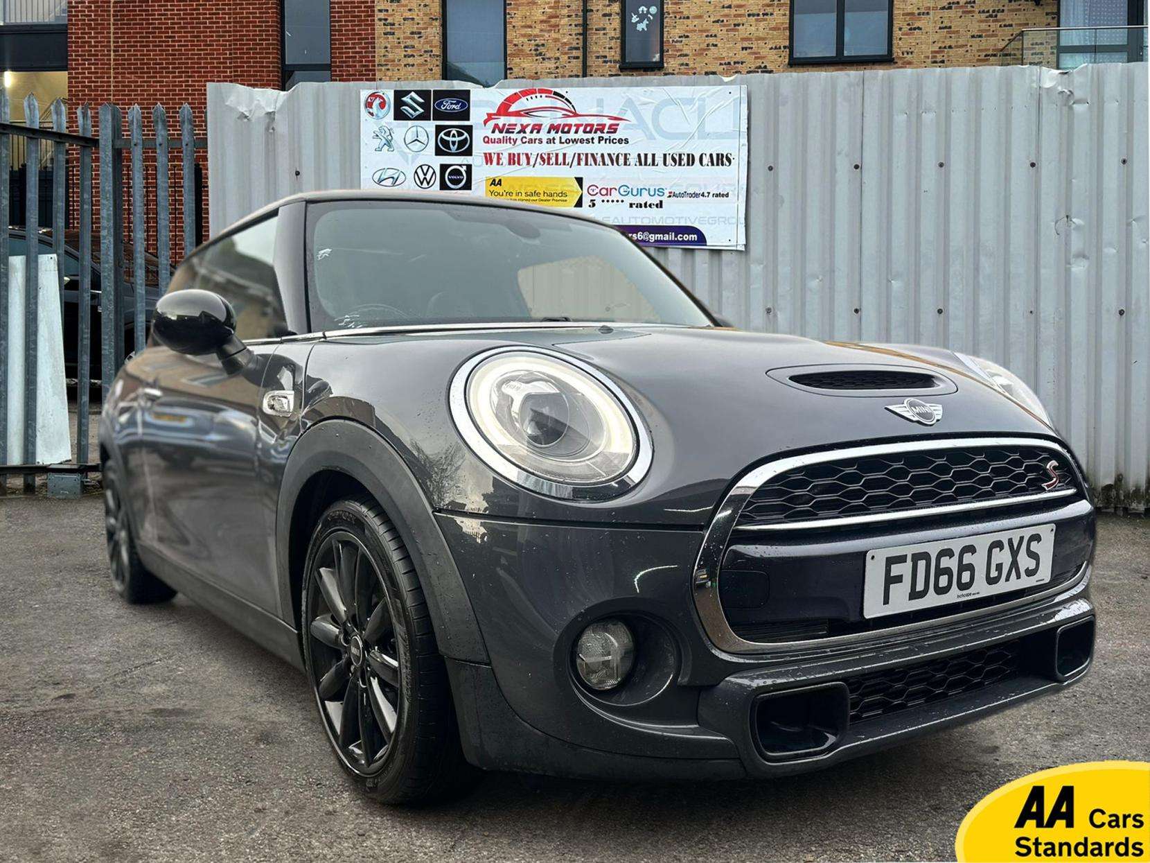 A 2016 MINI HATCH 2.0 Cooper SD Hatchback 3dr Diesel Auto 6Spd Euro 6 (s/s) (170 ps) A 2016 MINI HATCH 2.0 Cooper SD Hatchback 3dr Diesel Auto 6Spd Euro 6 (s/s) (170 ps)