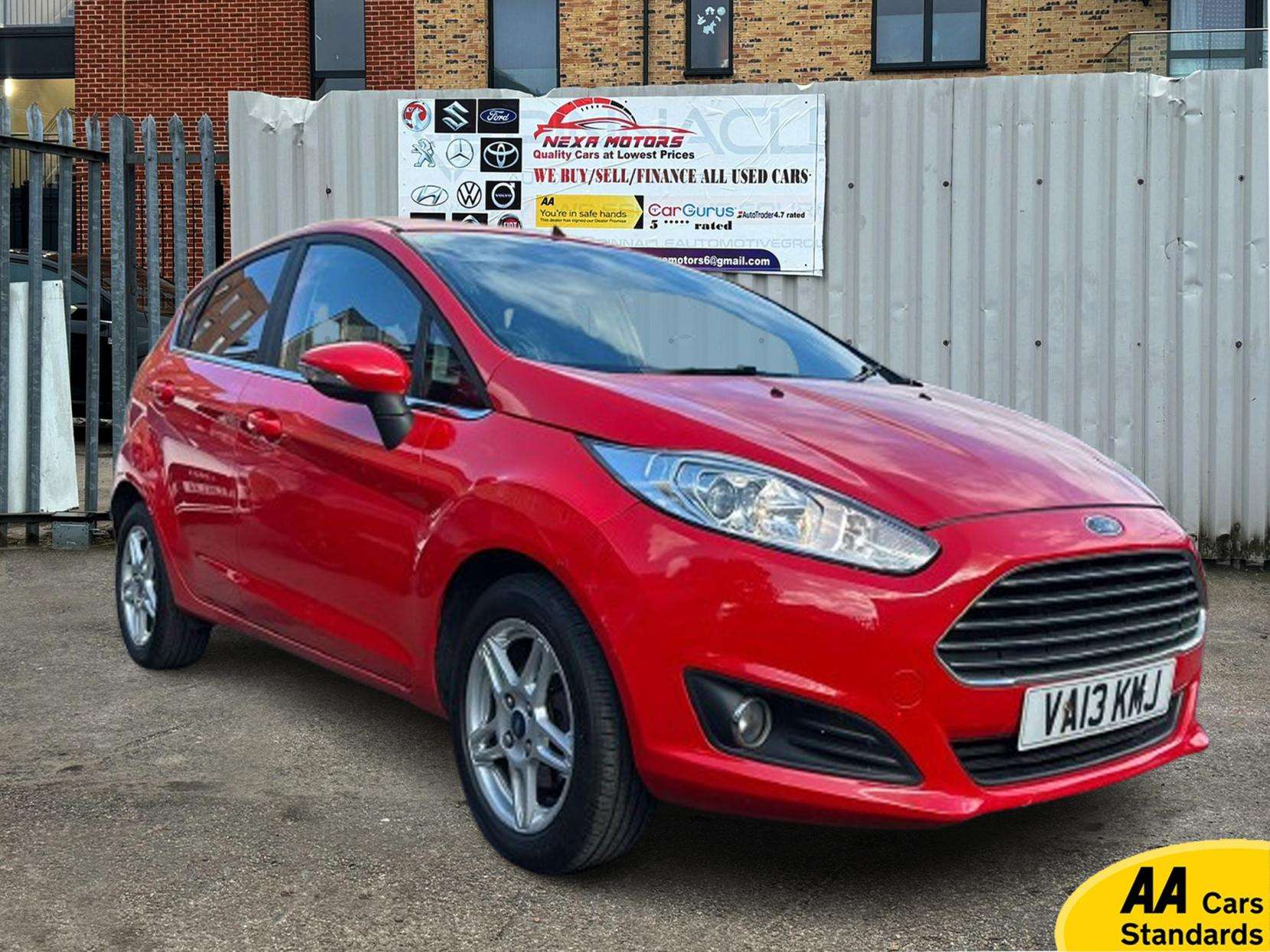 A 2013 FORD FIESTA 1.0T EcoBoost Zetec Hatchback 5dr Petrol Manual Euro 5 (s/s) (100 ps) A 2013 FORD FIESTA 1.0T EcoBoost Zetec Hatchback 5dr Petrol Manual Euro 5 (s/s) (100 ps)