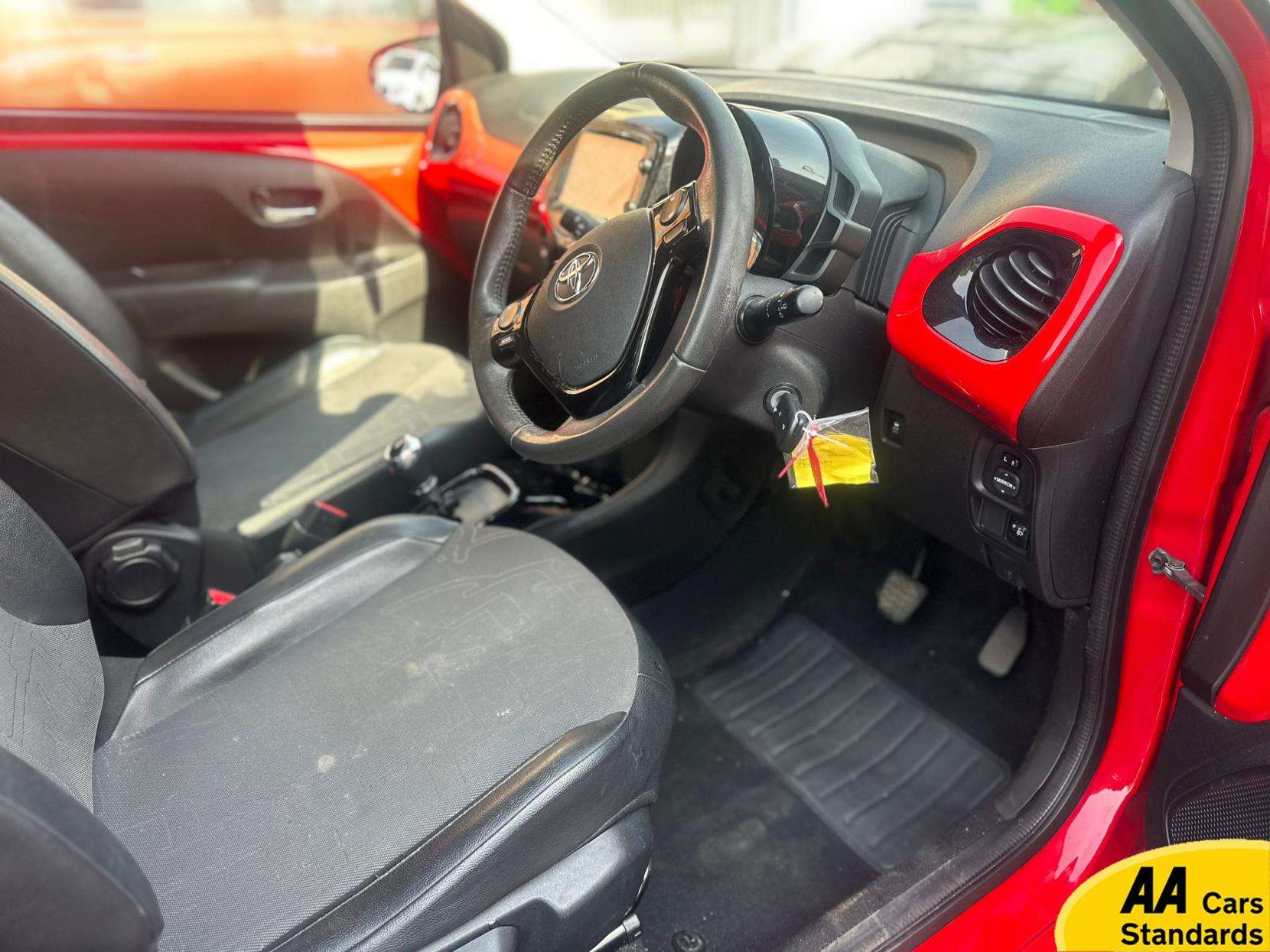 2015 TOYOTA AYGO 2015 TOYOTA AYGO