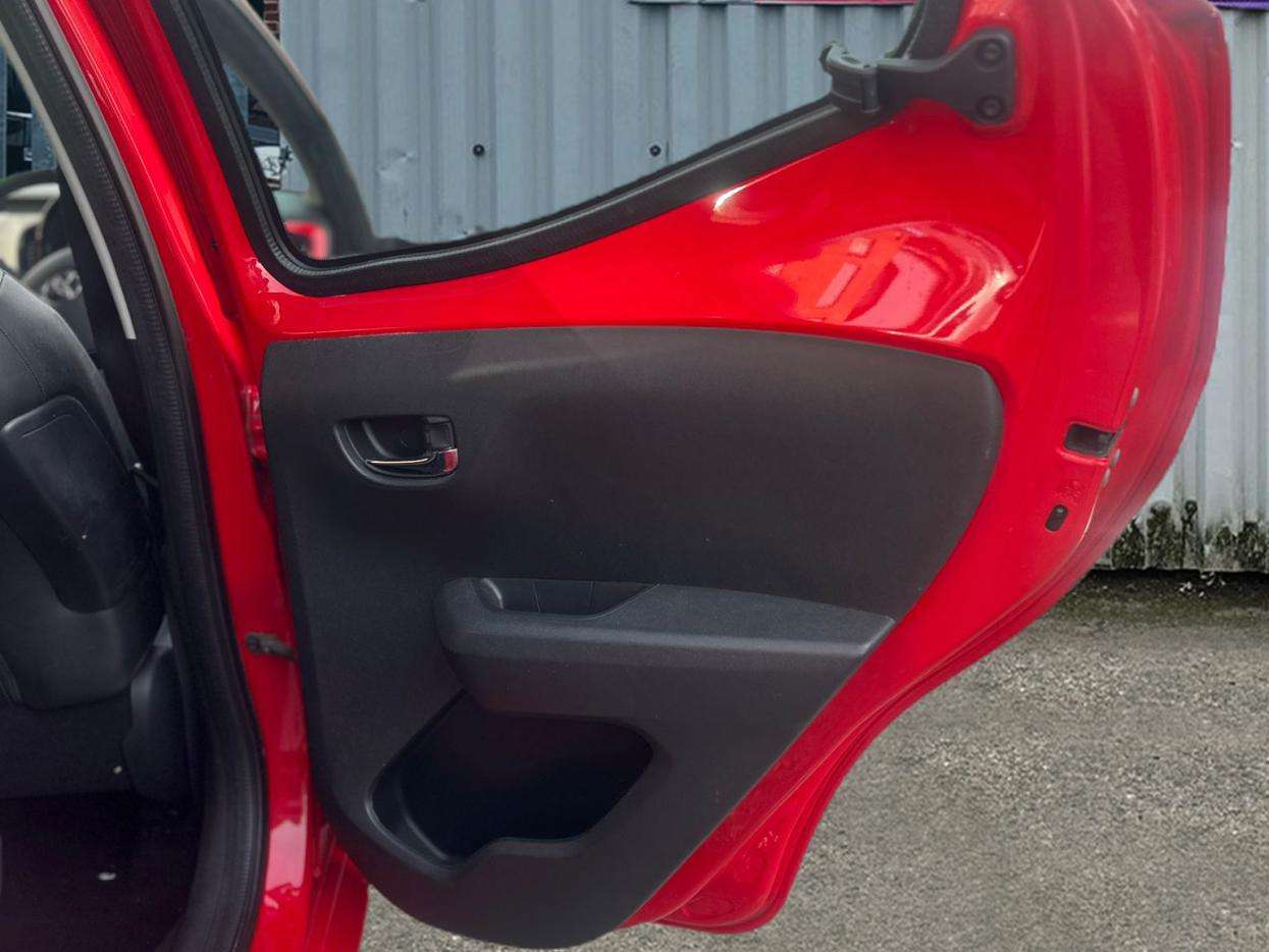 2015 TOYOTA AYGO 2015 TOYOTA AYGO