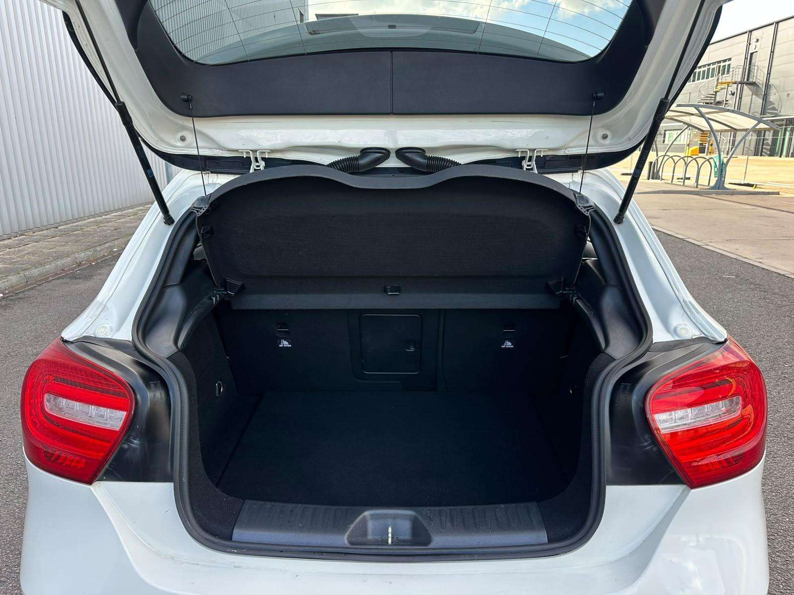 2015 MERCEDES-BENZ A CLASS 2015 MERCEDES-BENZ A CLASS