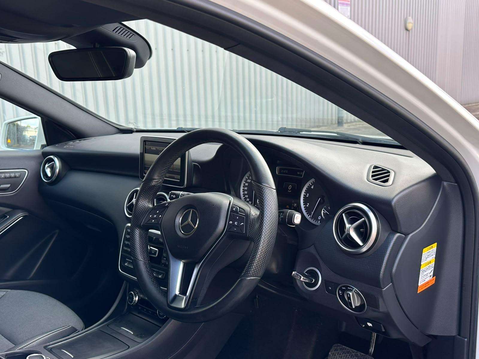 2015 MERCEDES-BENZ A CLASS 2015 MERCEDES-BENZ A CLASS