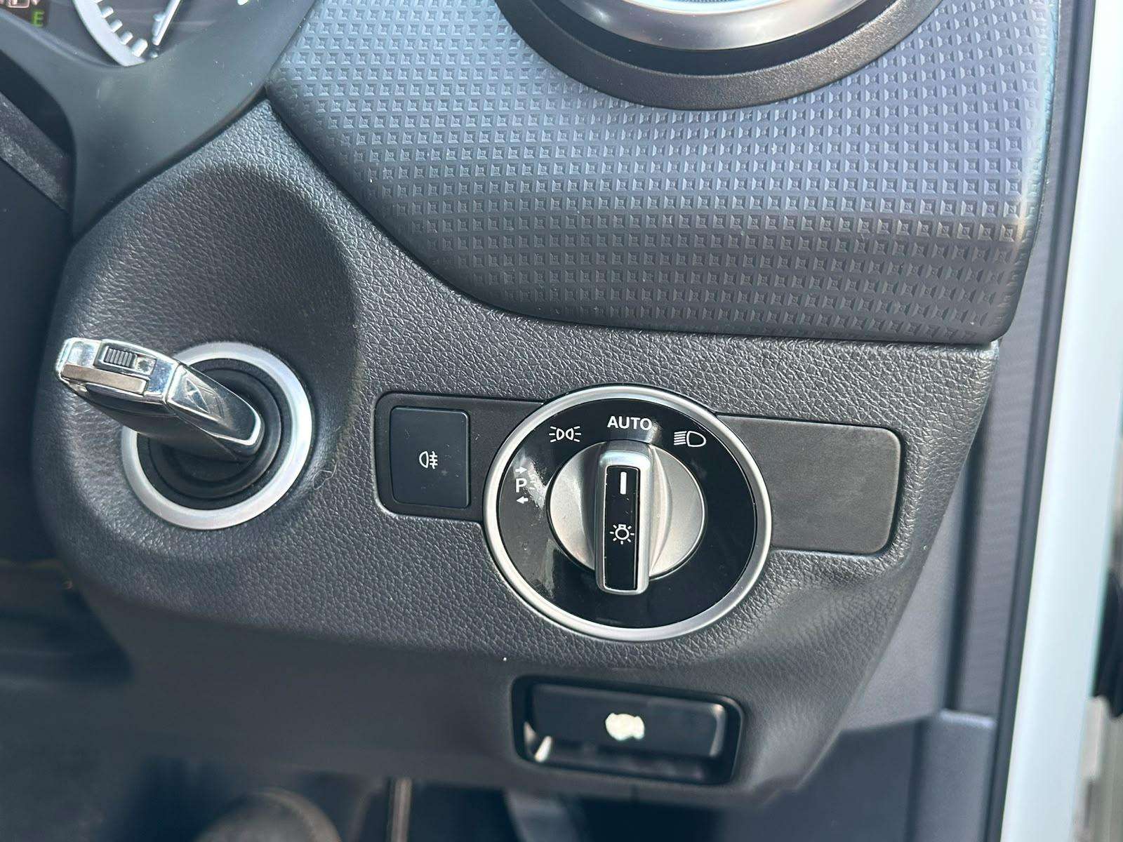 2015 MERCEDES-BENZ A CLASS 2015 MERCEDES-BENZ A CLASS