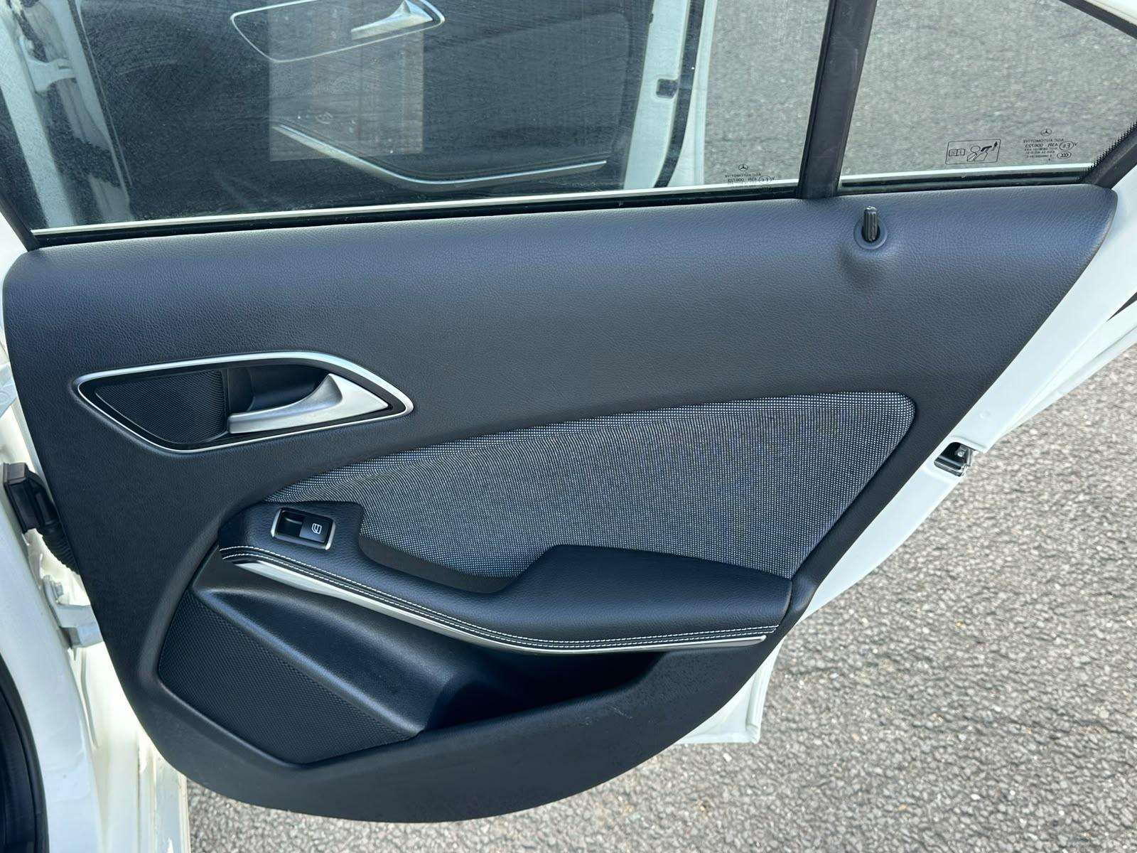 2015 MERCEDES-BENZ A CLASS 2015 MERCEDES-BENZ A CLASS