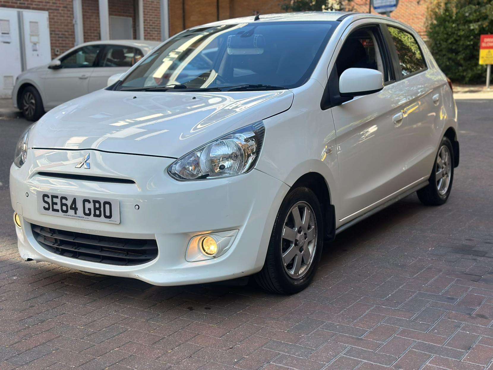 A 2015 MITSUBISHI MIRAGE 1.2 3 Hatchback 5dr Petrol CVT Euro 5 (s/s) (79 ps) A 2015 MITSUBISHI MIRAGE 1.2 3 Hatchback 5dr Petrol CVT Euro 5 (s/s) (79 ps)