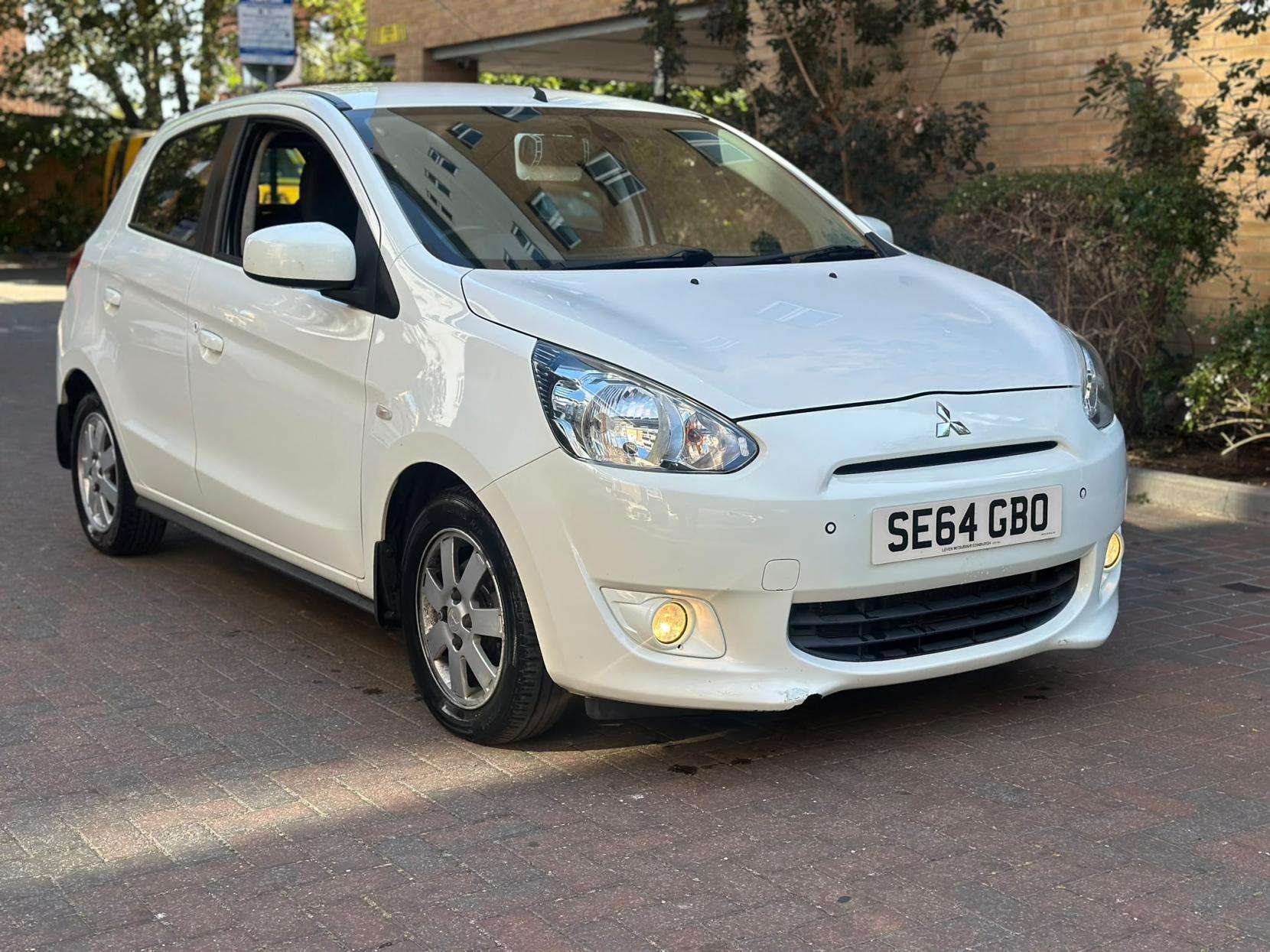 A 2015 MITSUBISHI MIRAGE 1.2 3 Hatchback 5dr Petrol CVT Euro 5 (s/s) (79 ps) A 2015 MITSUBISHI MIRAGE 1.2 3 Hatchback 5dr Petrol CVT Euro 5 (s/s) (79 ps)