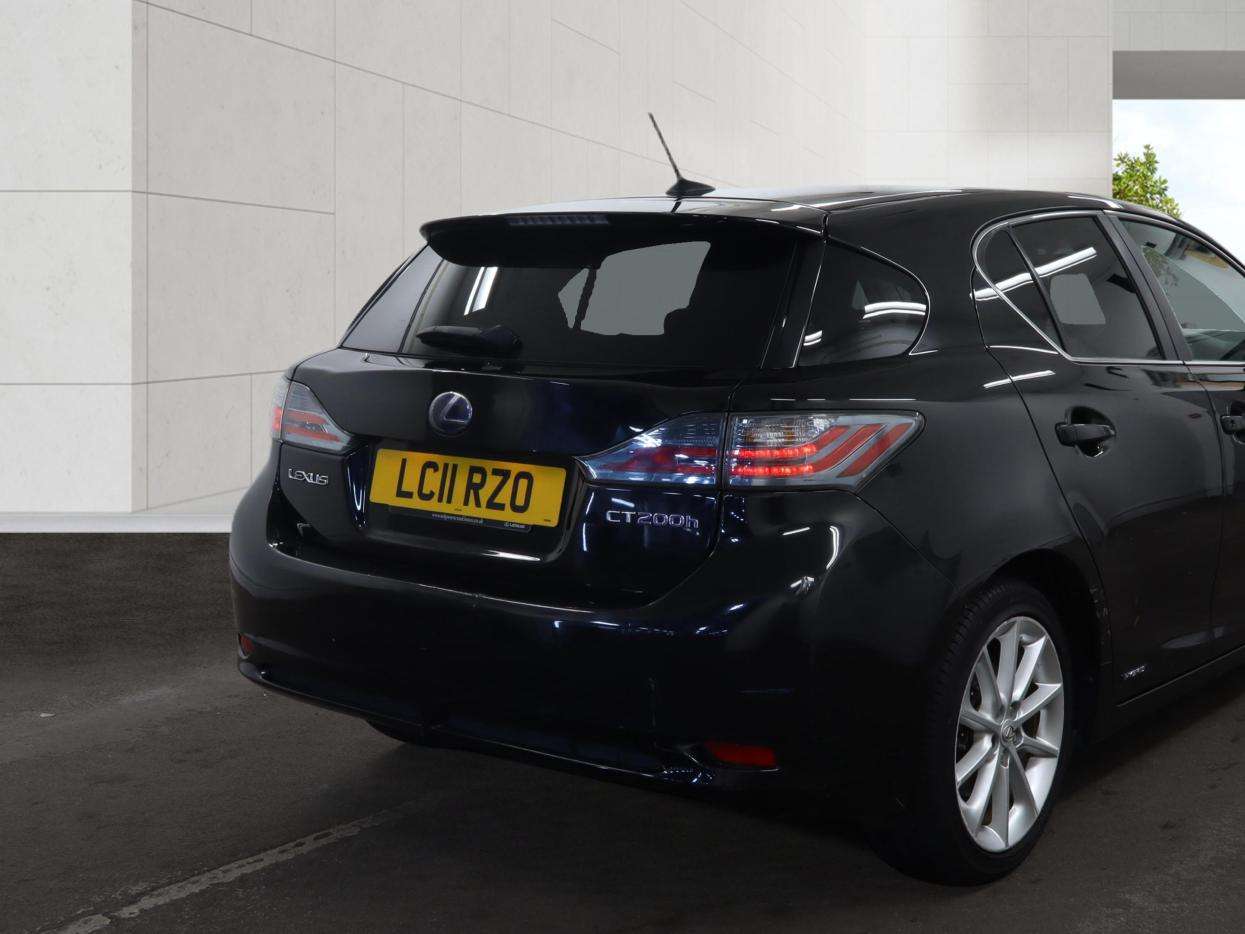 2011 LEXUS CT 2011 LEXUS CT