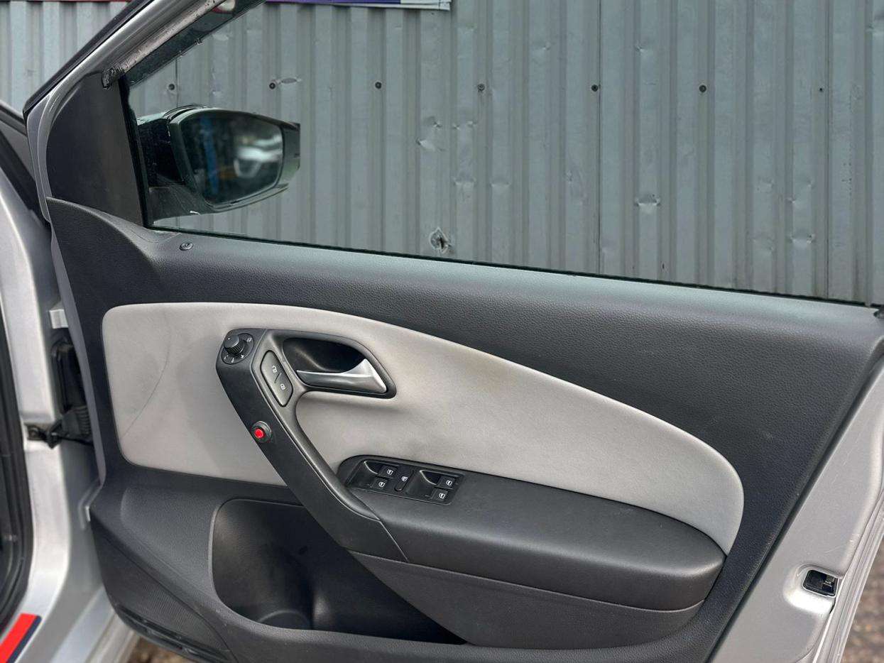 2014 VOLKSWAGEN POLO 2014 VOLKSWAGEN POLO