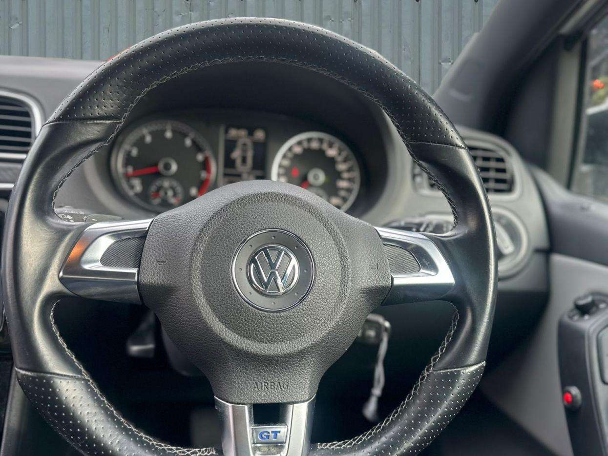 2014 VOLKSWAGEN POLO 2014 VOLKSWAGEN POLO