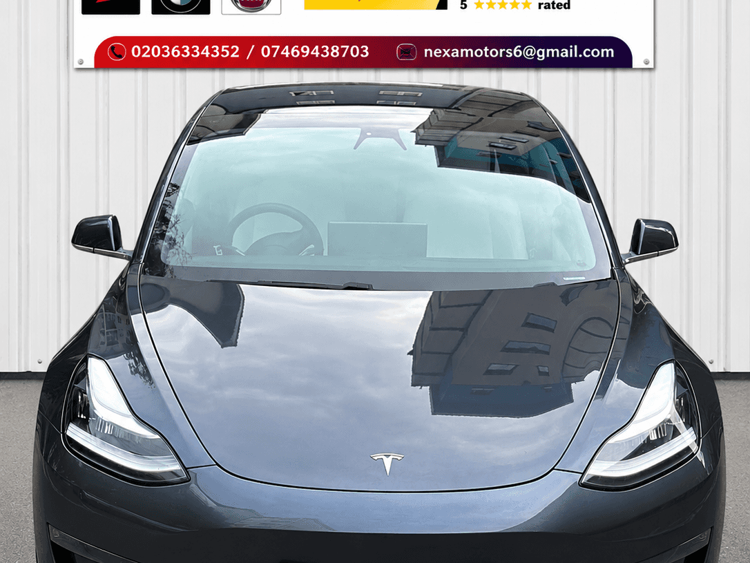 A 2020 TESLA MODEL 3 (Dual Motor) Long Range Saloon 4dr Electric Auto 4WDE (346 ps) A 2020 TESLA MODEL 3 (Dual Motor) Long Range Saloon 4dr Electric Auto 4WDE (346 ps)