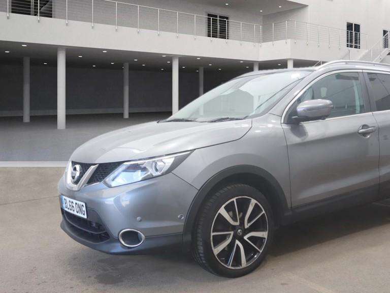 A 2016 NISSAN QASHQAI 1.2 DIG-T Tekna SUV 5dr Petrol XTRON 2WD Euro 6 (s/s) (115 ps) A 2016 NISSAN QASHQAI 1.2 DIG-T Tekna SUV 5dr Petrol XTRON 2WD Euro 6 (s/s) (115 ps)