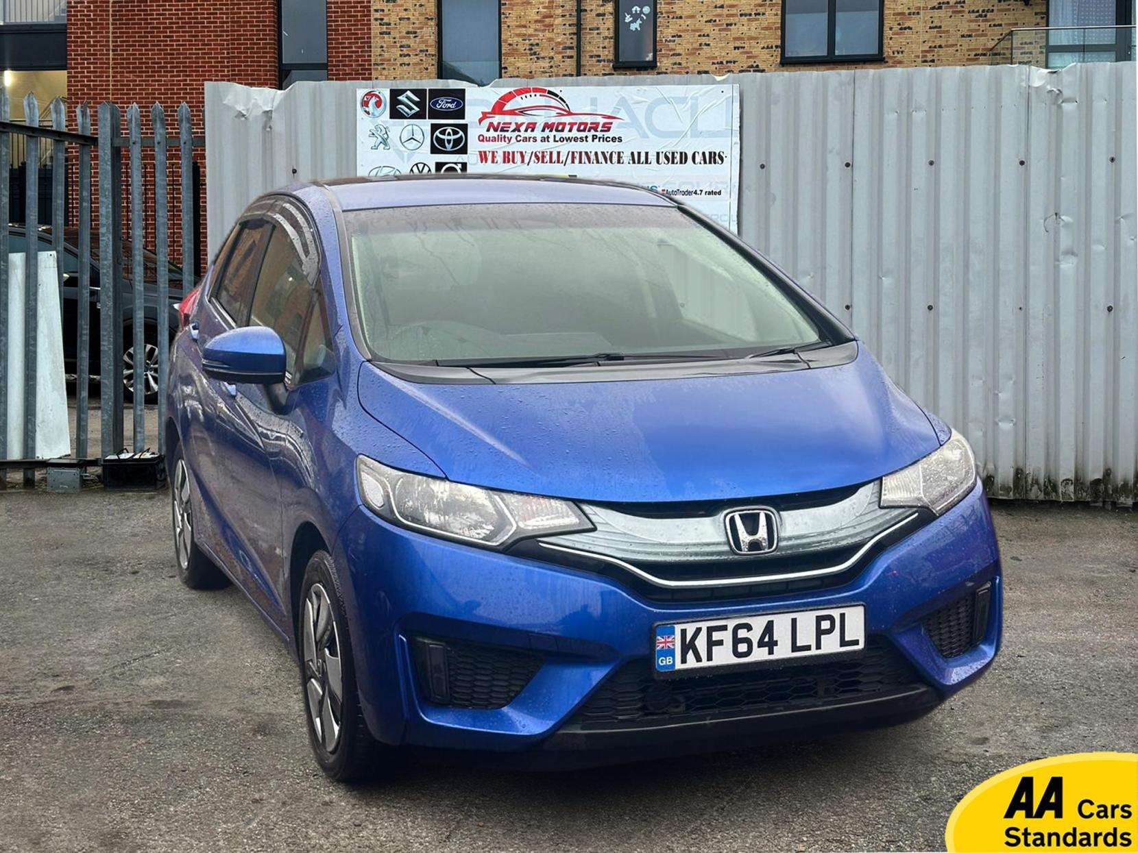 A 2015 HONDA JAZZ A 2015 HONDA JAZZ