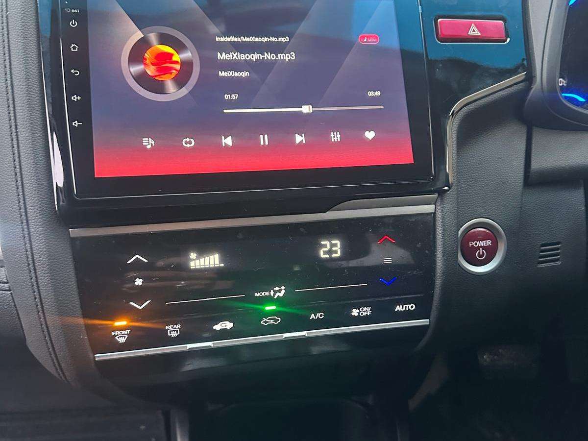 2015 HONDA JAZZ 2015 HONDA JAZZ