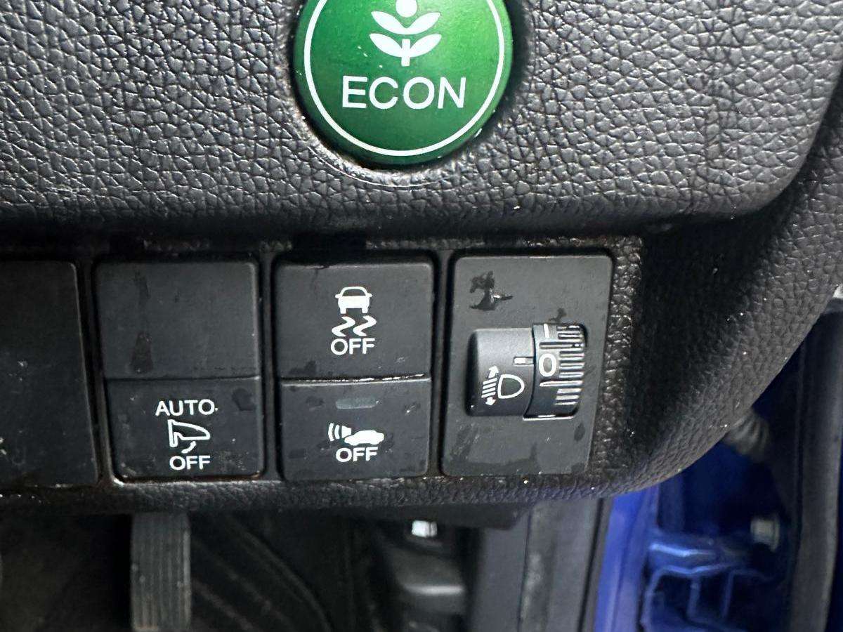 2015 HONDA JAZZ 2015 HONDA JAZZ