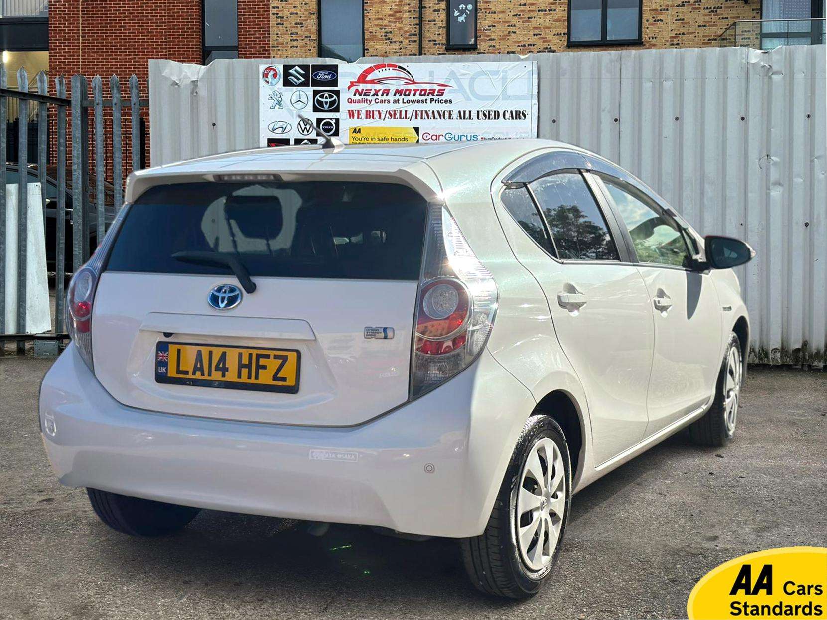 2014 TOYOTA YARIS 2014 TOYOTA YARIS