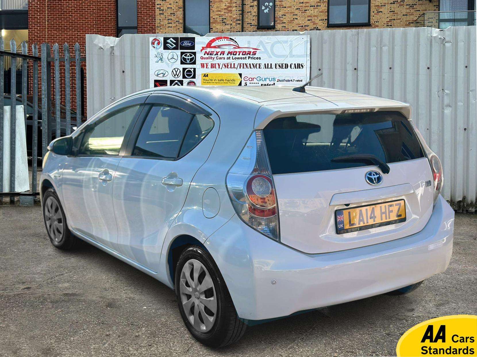 2014 TOYOTA YARIS 2014 TOYOTA YARIS