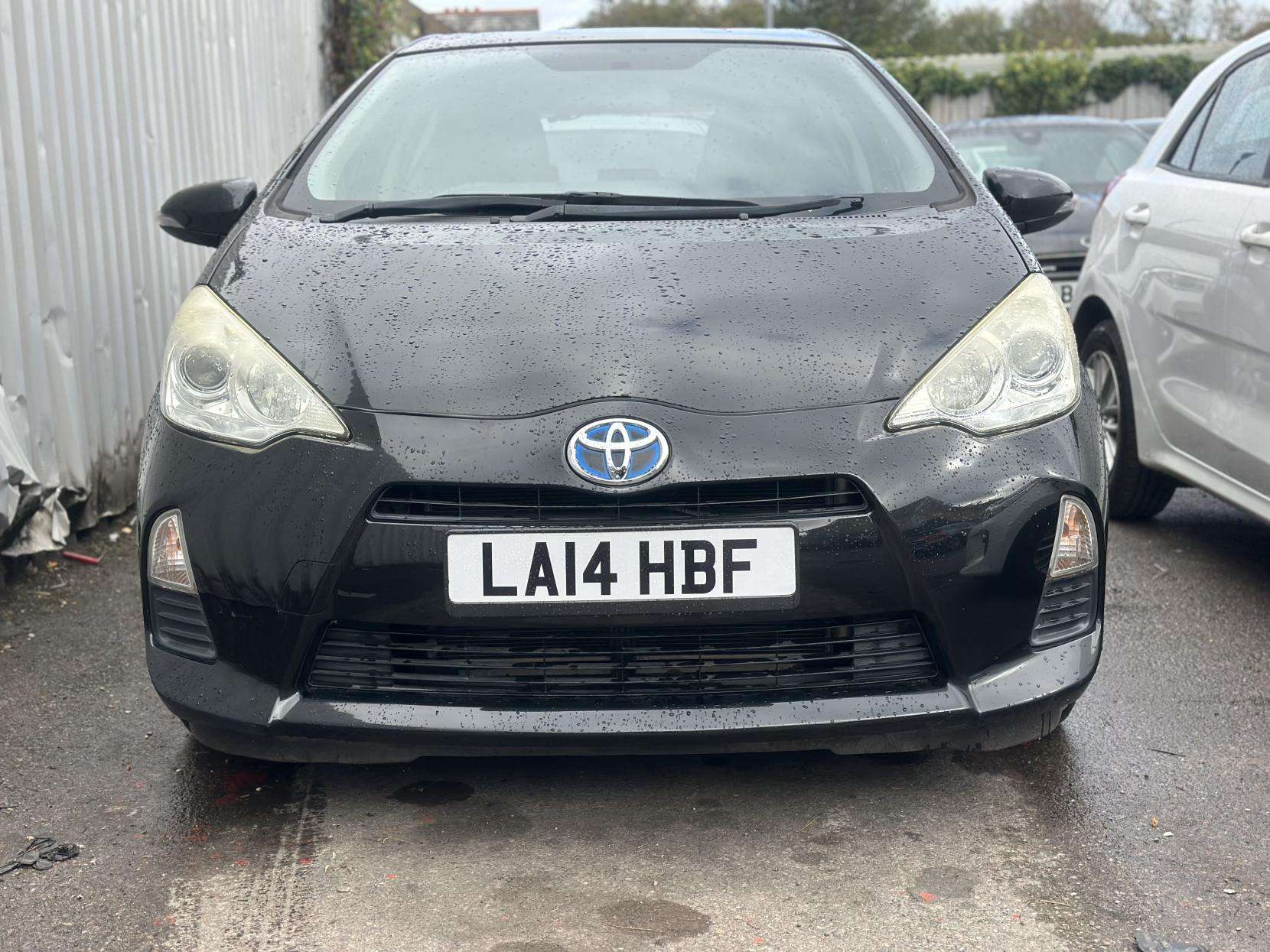 A 2014 TOYOTA AQUA 1.5 hybrid i-VTEC SE Hatchback 5dr Petrol CVT Euro 6 (s/s) (102 ps) A 2014 TOYOTA AQUA 1.5 hybrid i-VTEC SE Hatchback 5dr Petrol CVT Euro 6 (s/s) (102 ps)