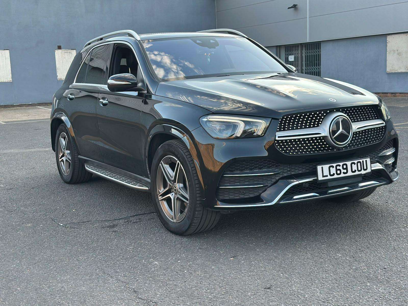 A 2019 MERCEDES-BENZ GLE 3.0 GLE450h MHEV AMG Line (Premium Plus) SUV 5dr Petrol G-Tronic 4MATIC Euro 6 (s/s) (7 Seat) (389 p A 2019 MERCEDES-BENZ GLE 3.0 GLE450h MHEV AMG Line (Premium Plus) SUV 5dr Petrol G-Tronic 4MATIC Euro 6 (s/s) (7 Seat) (389 p
