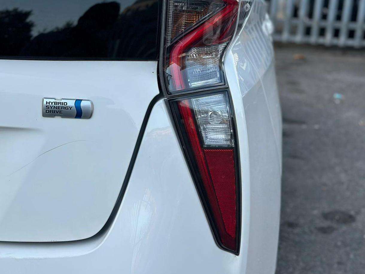 2017 TOYOTA PRIUS 2017 TOYOTA PRIUS