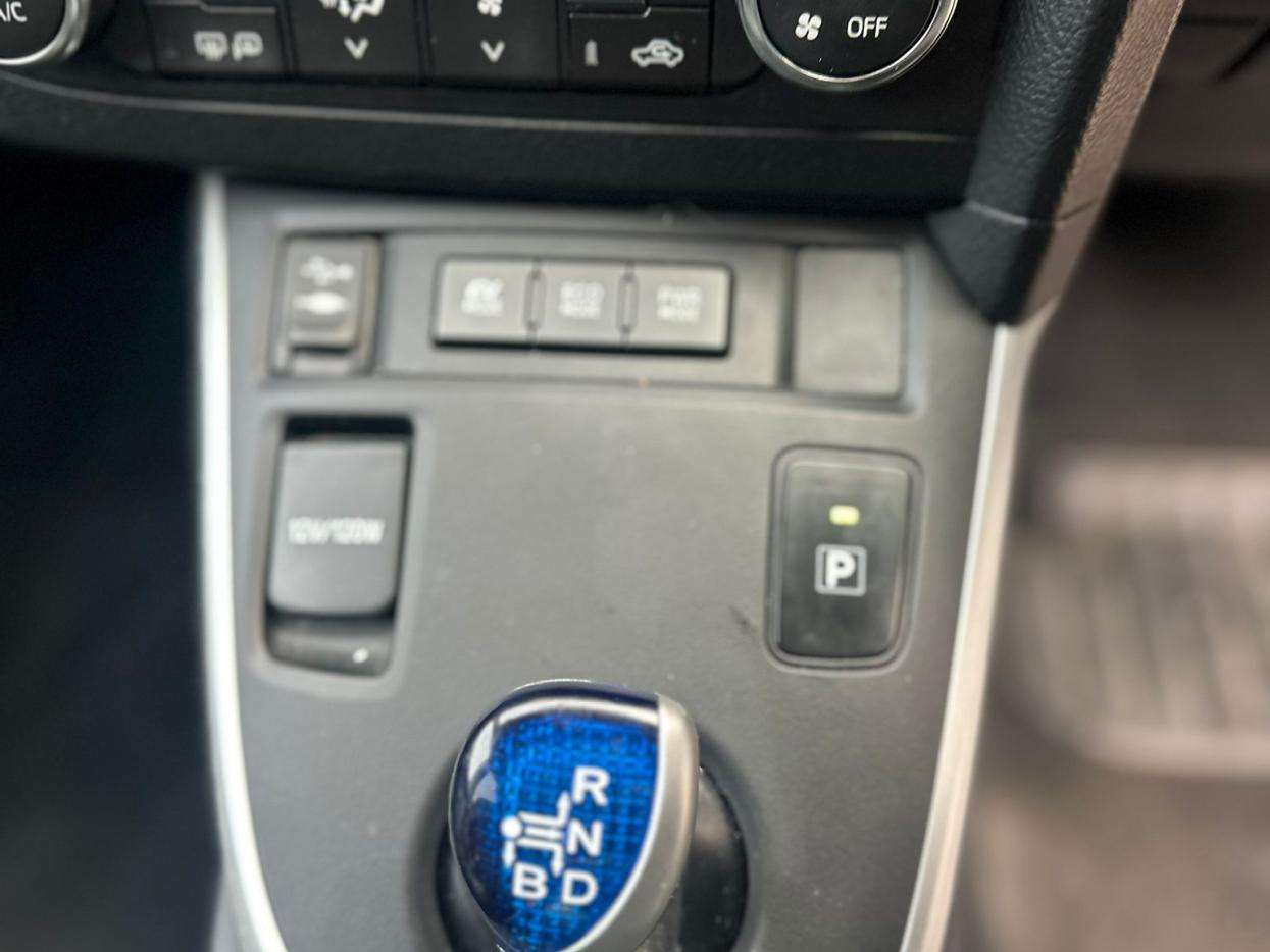 2013 TOYOTA AURIS 2013 TOYOTA AURIS