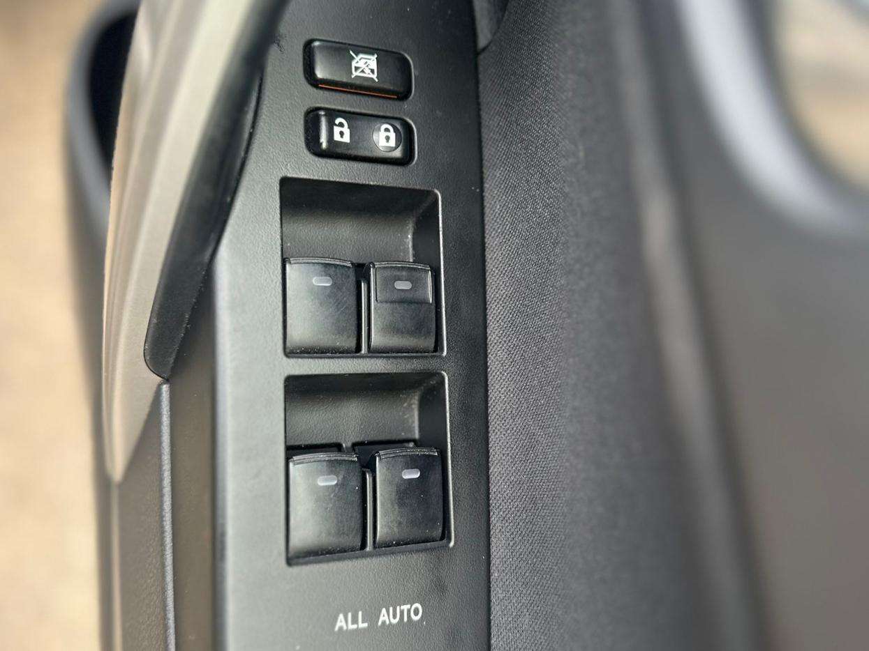 2013 TOYOTA AURIS 2013 TOYOTA AURIS