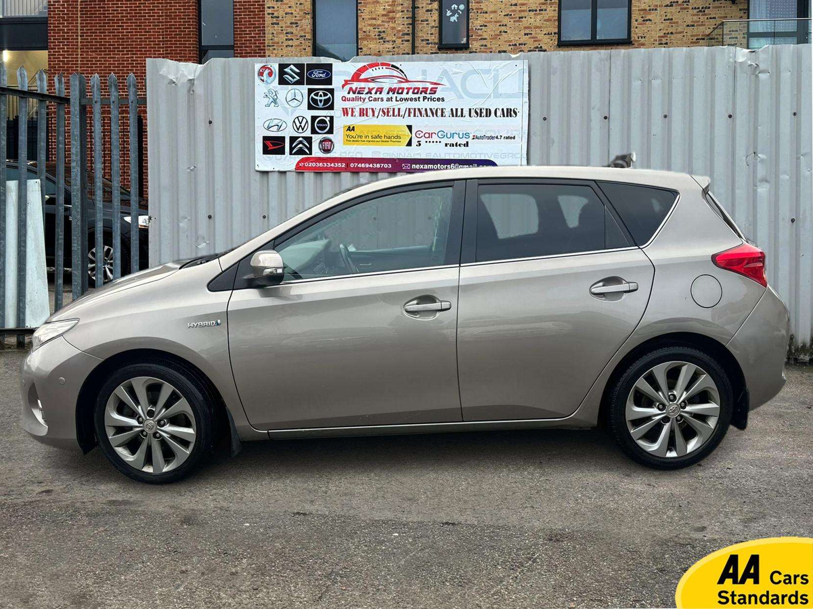 2013 TOYOTA AURIS 2013 TOYOTA AURIS