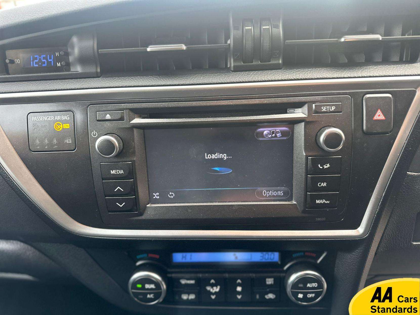 2013 TOYOTA AURIS 2013 TOYOTA AURIS