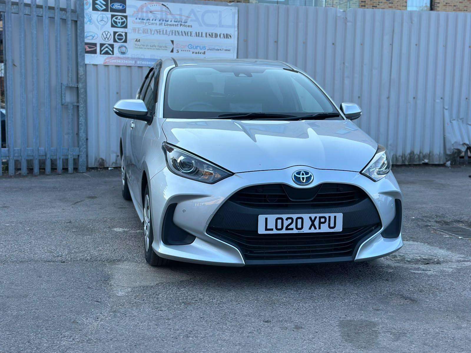 A 2020 TOYOTA YARIS 1.5 VVT-h Excel Hatchback 5dr Petrol Hybrid E-CVT Euro 6 (s/s) (116 ps) A 2020 TOYOTA YARIS 1.5 VVT-h Excel Hatchback 5dr Petrol Hybrid E-CVT Euro 6 (s/s) (116 ps)