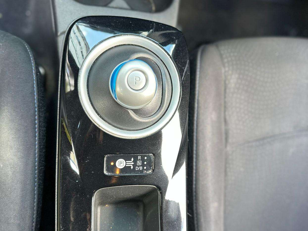 2015 NISSAN LEAF 2015 NISSAN LEAF