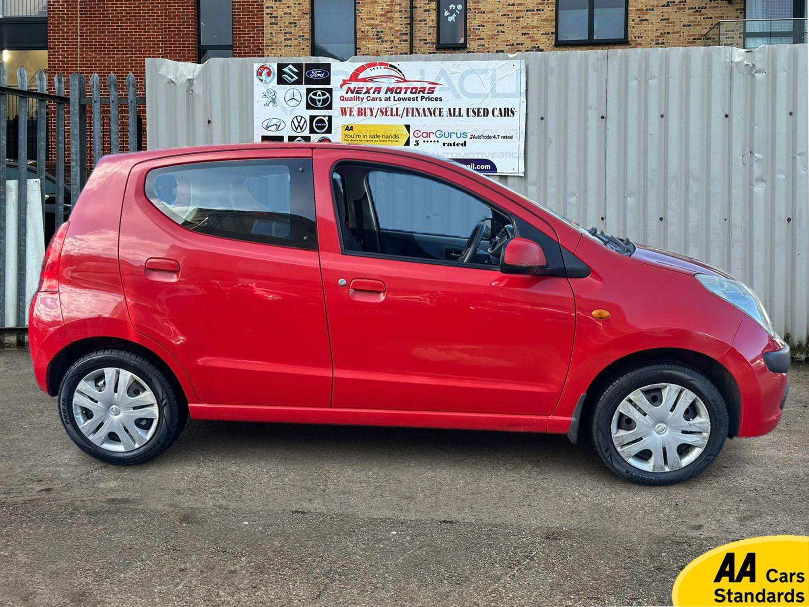 A 2010 NISSAN PIXO 1.0 n-tec Hatchback 5dr Petrol Auto Euro 5 (68 ps) A 2010 NISSAN PIXO 1.0 n-tec Hatchback 5dr Petrol Auto Euro 5 (68 ps)