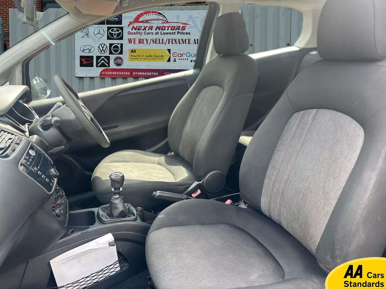 2013 FIAT PUNTO 2013 FIAT PUNTO