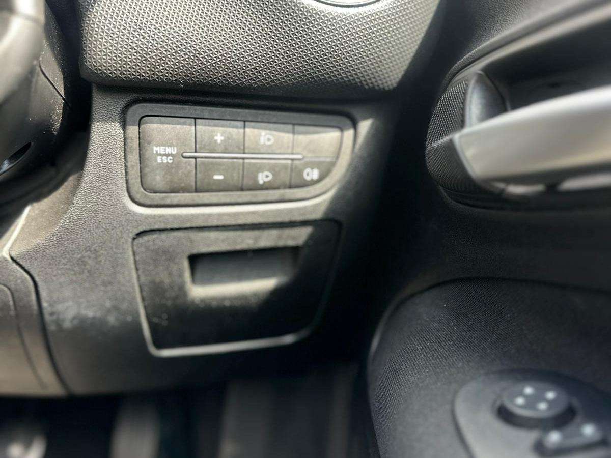 2013 FIAT PUNTO 2013 FIAT PUNTO