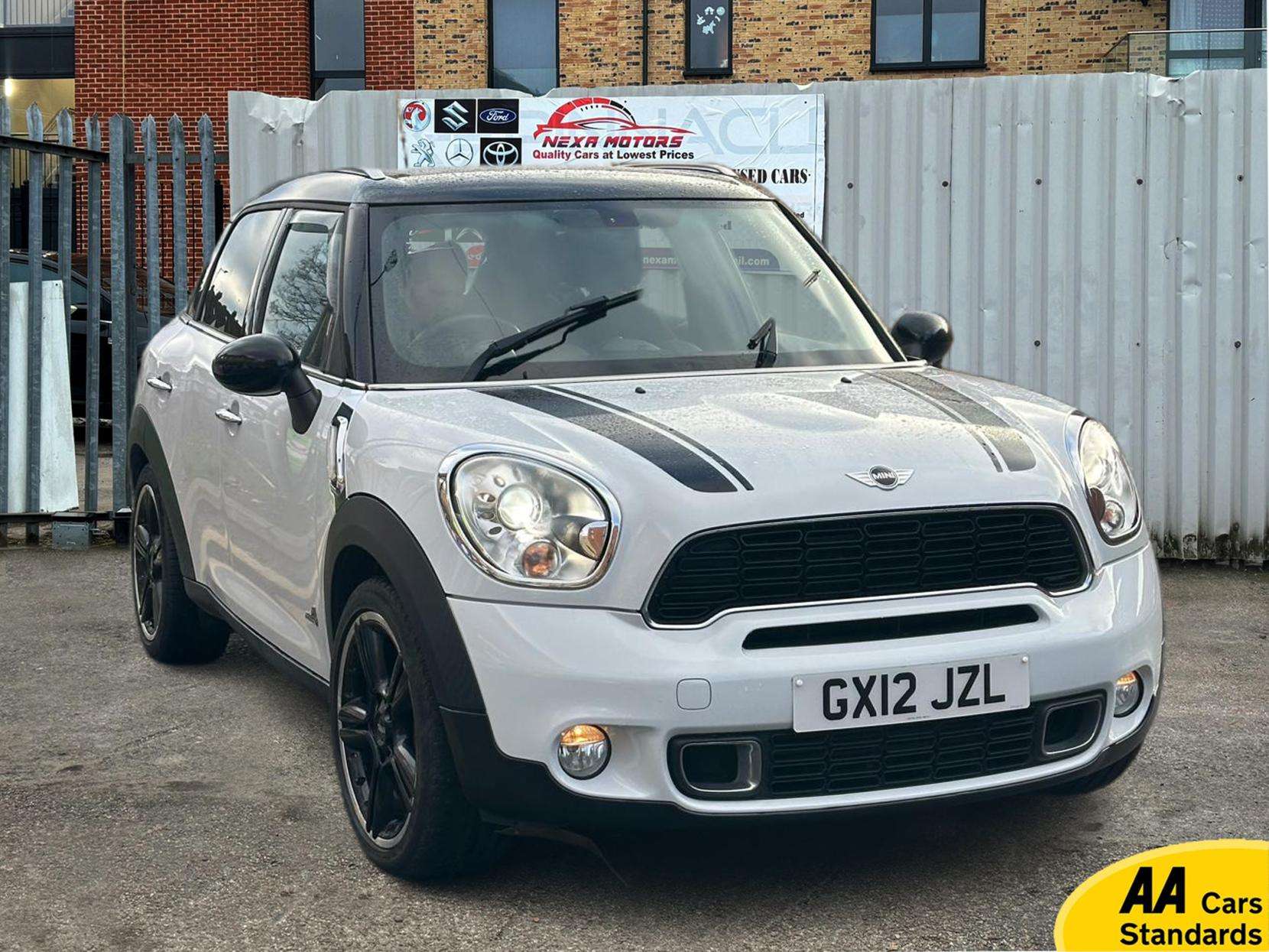 A 2012 MINI COUNTRYMAN 2.0 Cooper SD SUV 5dr Diesel Auto ALL4 Euro 5 (143 ps) A 2012 MINI COUNTRYMAN 2.0 Cooper SD SUV 5dr Diesel Auto ALL4 Euro 5 (143 ps)